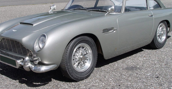 Von wem wurde dieser Aston Martin (bzw. dieses Modell) gefahren?